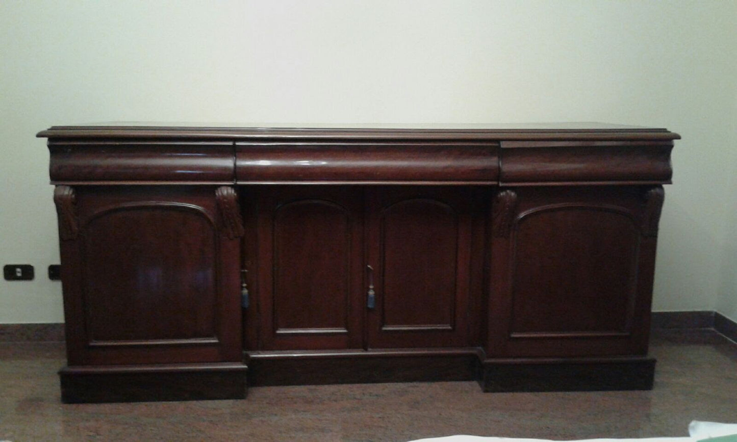 English Victorian Mahogany Sideboard Mid 1800’s