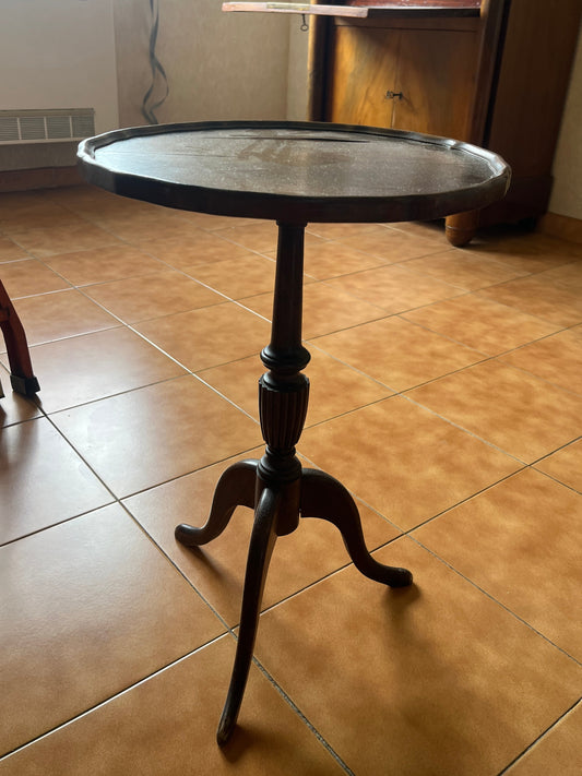 Walnut Pedestal Occasional Table, 19th Century