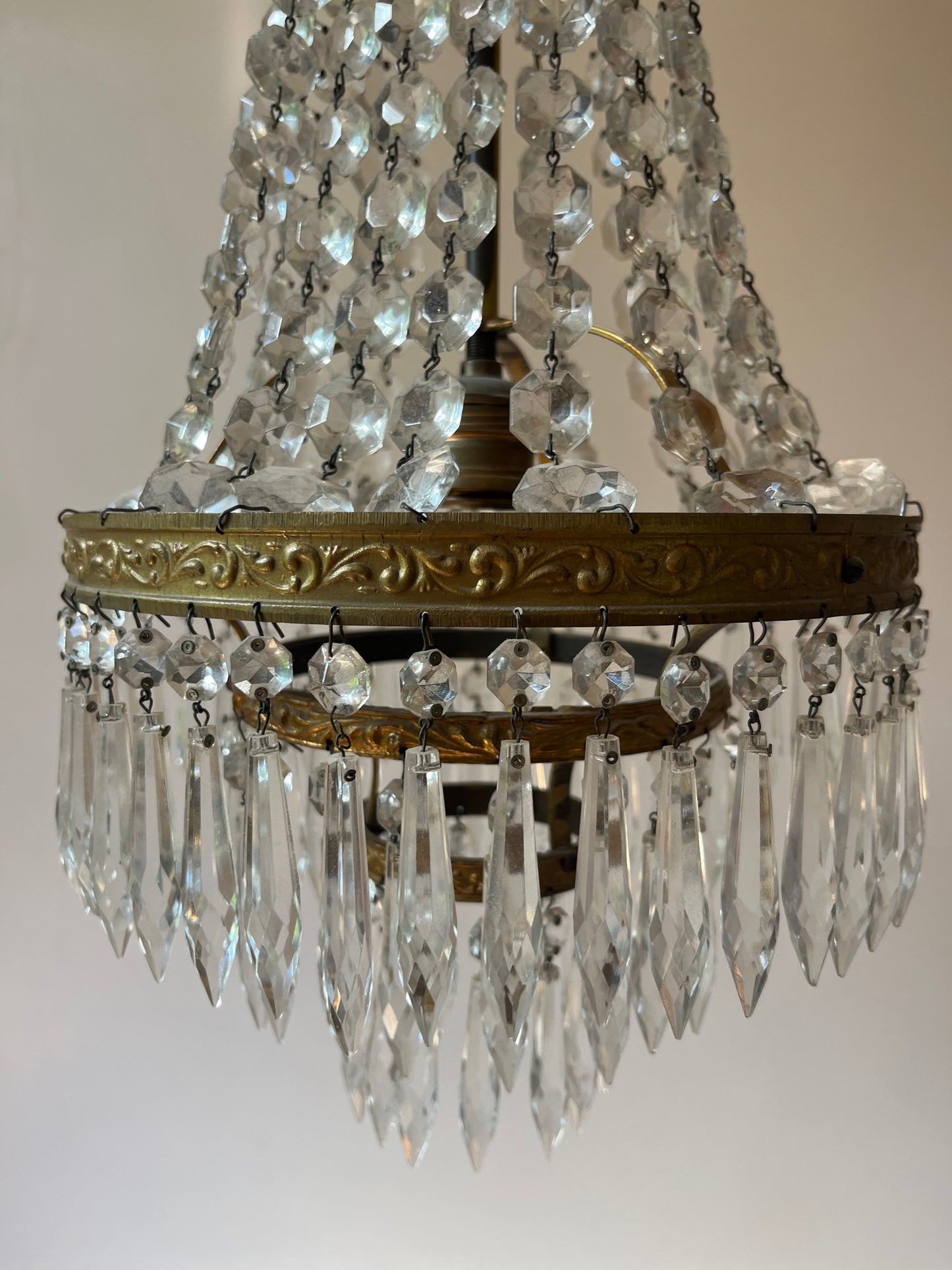 Montgolfière Pendant Chandelier, Gilt Brass and Crystal, Single-Light