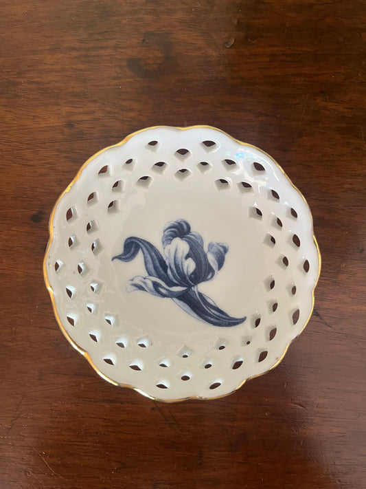 Set of 3 Small Decorative Pierced Circular Porcelain Dishes c. 1900–1920